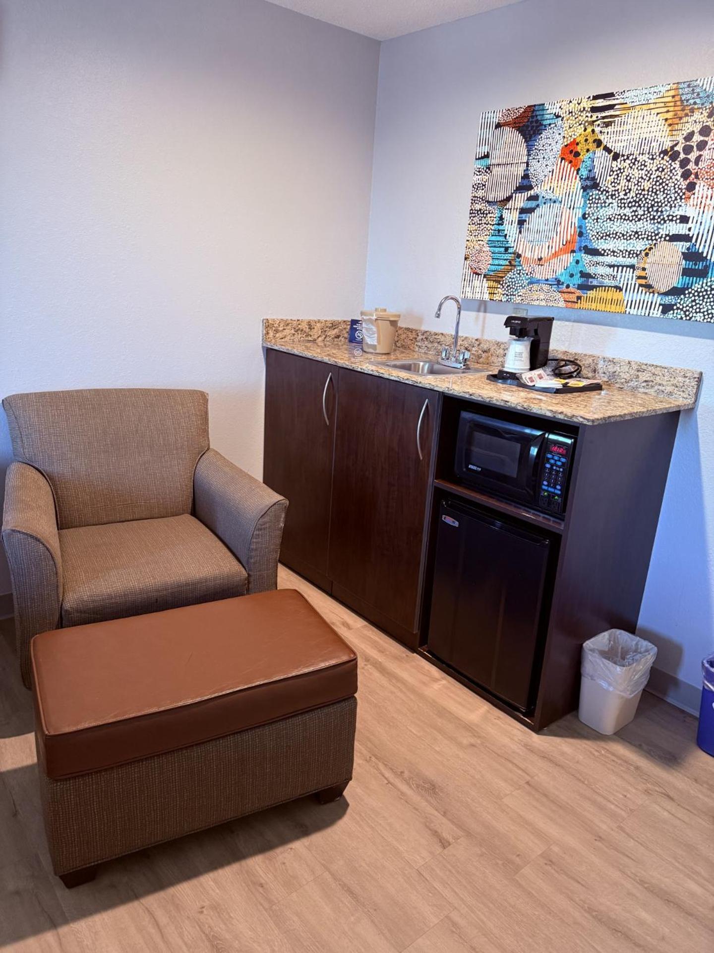 Microtel Inn & Suites By Wyndham Wheeling At The Highlands Triadelphia Eksteriør bilde