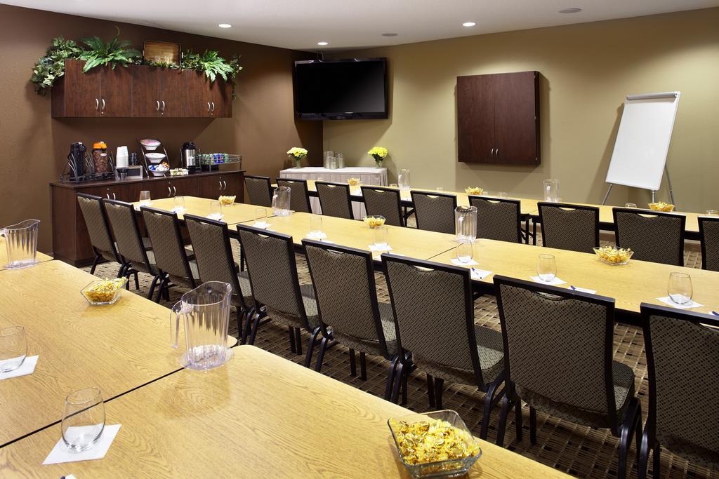 Microtel Inn & Suites By Wyndham Wheeling At The Highlands Triadelphia Eksteriør bilde