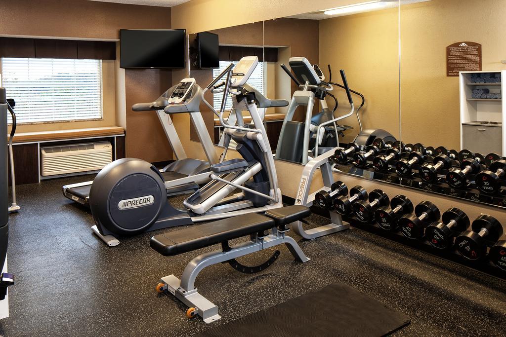 Microtel Inn & Suites By Wyndham Wheeling At The Highlands Triadelphia Eksteriør bilde