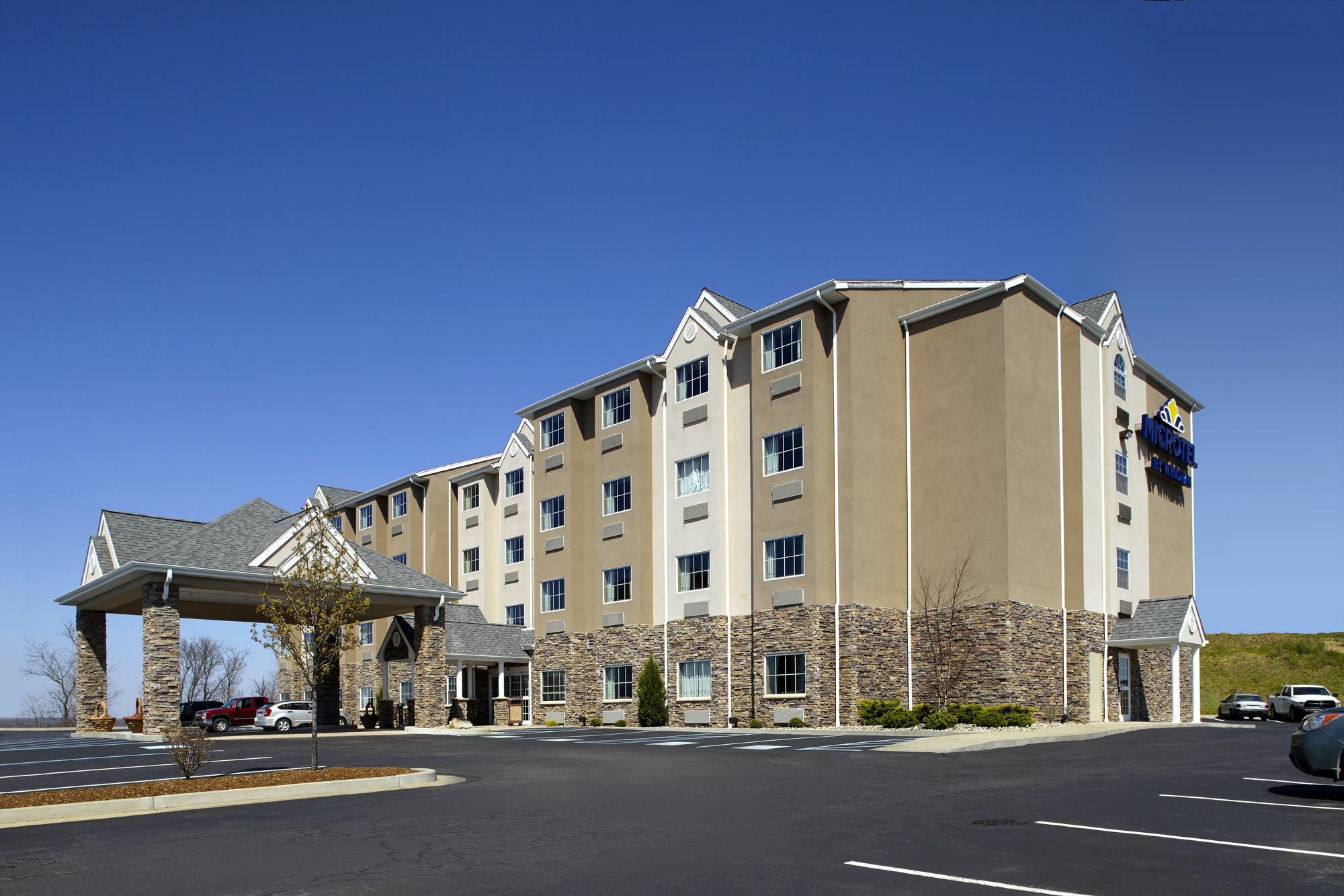 Microtel Inn & Suites By Wyndham Wheeling At The Highlands Triadelphia Eksteriør bilde